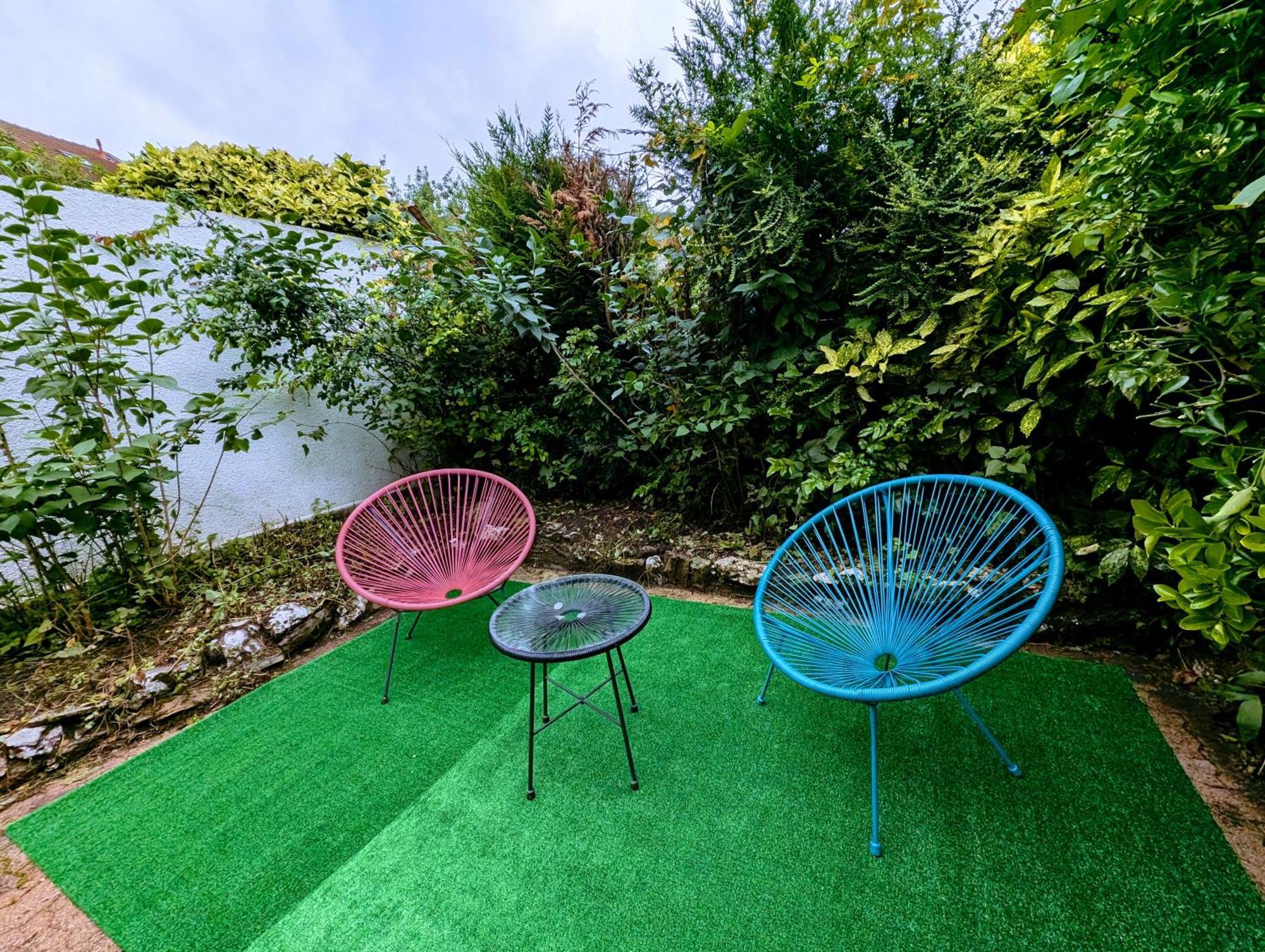Stockholm- Studio Serenite Avec Jardin Charleville-Mézières Exterior foto
